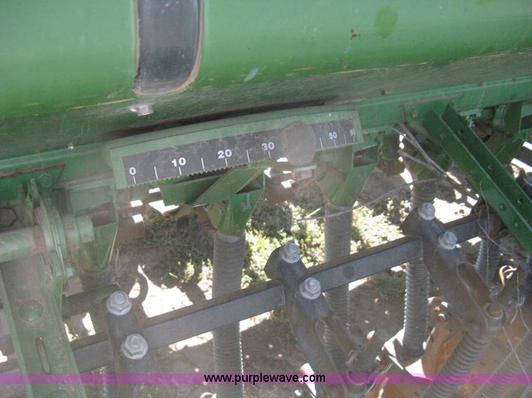 image for item H6284 (2) John Deere 8350 grain drills