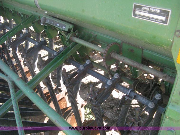image for item H6284 (2) John Deere 8350 grain drills