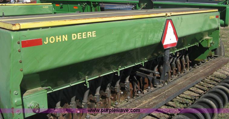 image for item H6284 (2) John Deere 8350 grain drills