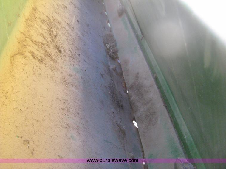 image for item H6284 (2) John Deere 8350 grain drills