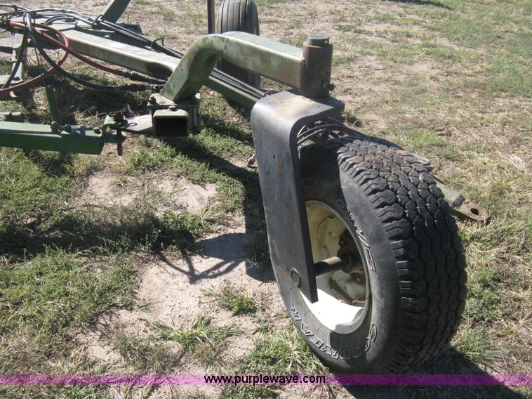 image for item H6284 (2) John Deere 8350 grain drills