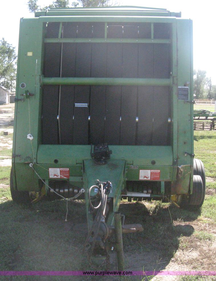 image for item H6291 John Deere 530 round baler