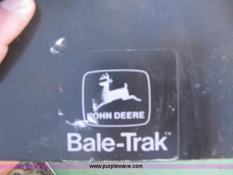 image for item H6291 John Deere 530 round baler