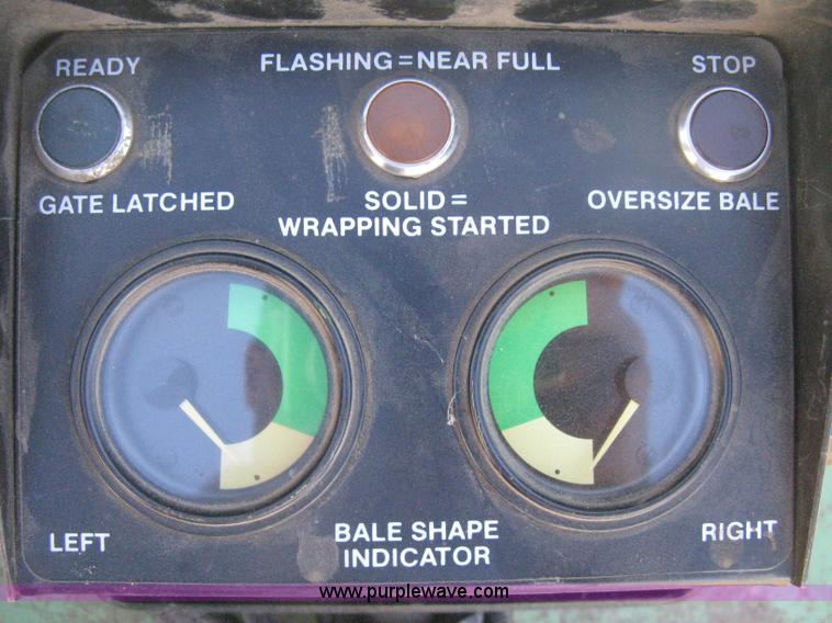 image for item H6291 John Deere 530 round baler