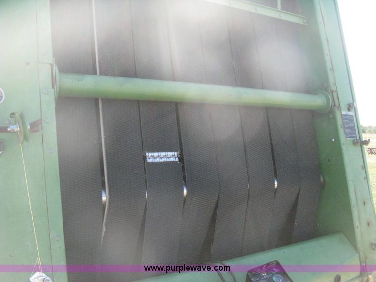 image for item H6291 John Deere 530 round baler