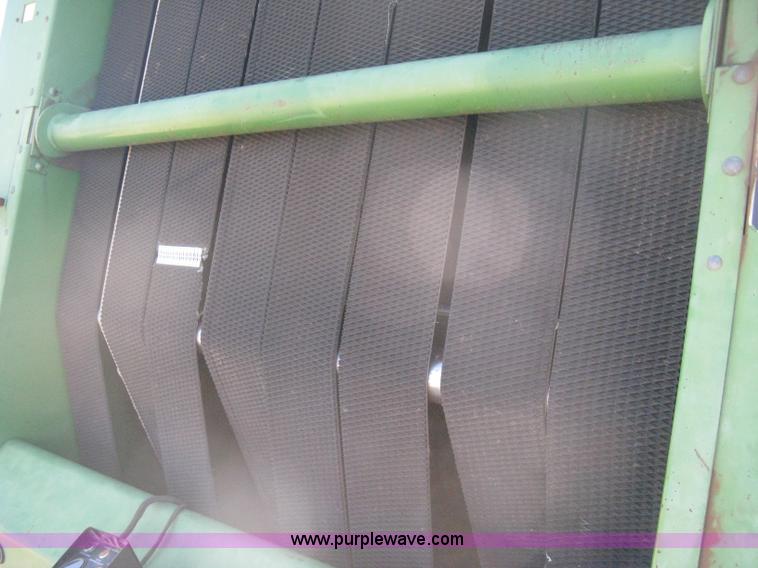 image for item H6291 John Deere 530 round baler