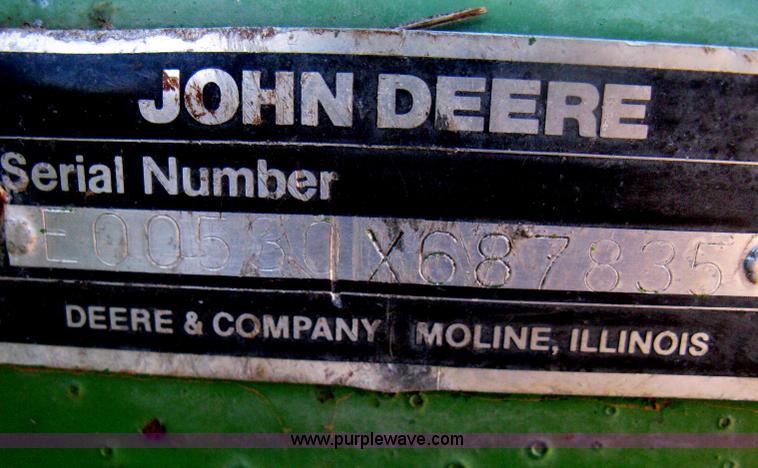 image for item H6291 John Deere 530 round baler