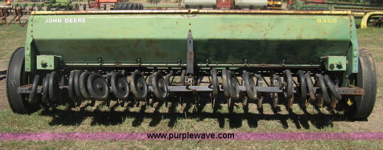 image for item H6298 John Deere 8350 grain drill