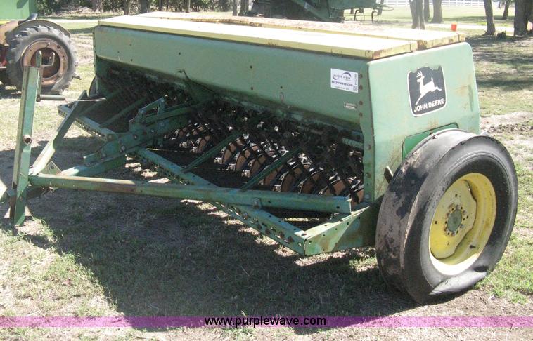 image for item H6298 John Deere 8350 grain drill