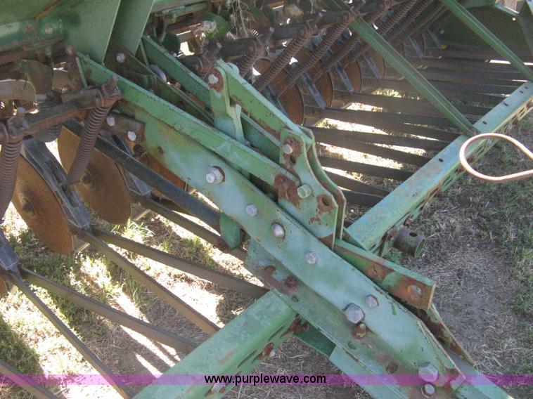 image for item H6298 John Deere 8350 grain drill