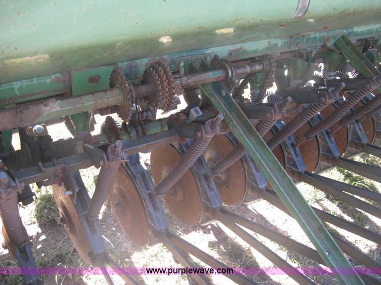 image for item H6298 John Deere 8350 grain drill