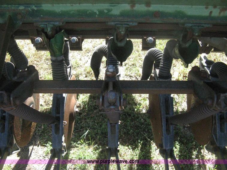 image for item H6298 John Deere 8350 grain drill