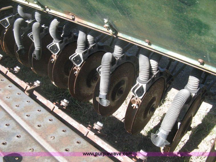 image for item H6298 John Deere 8350 grain drill