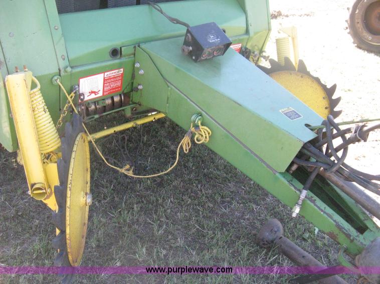 image for item H6300 John Deere 430 round baler