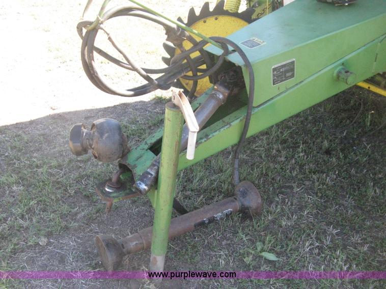 image for item H6300 John Deere 430 round baler