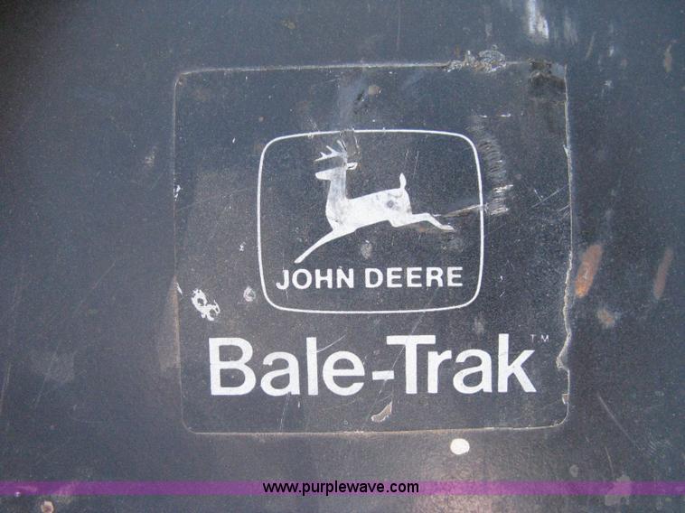 image for item H6300 John Deere 430 round baler