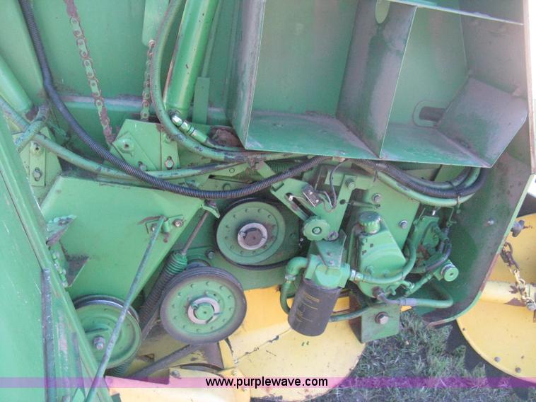 image for item H6300 John Deere 430 round baler