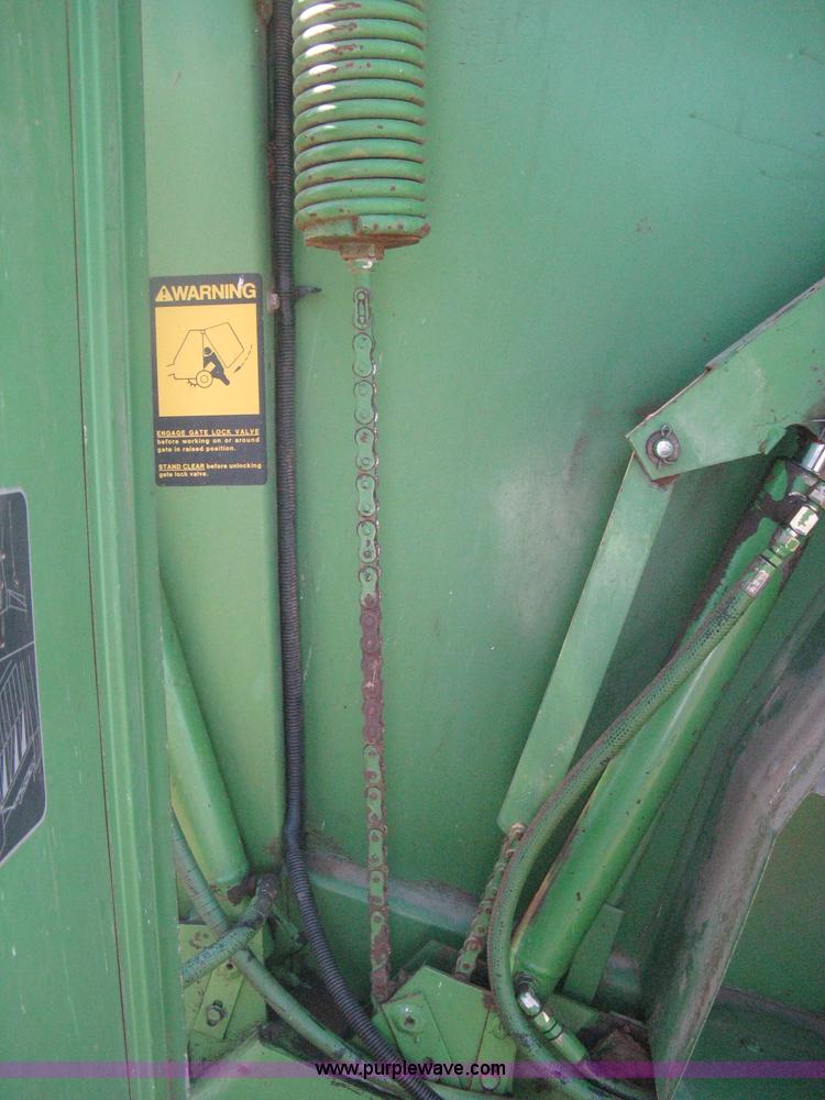 image for item H6300 John Deere 430 round baler