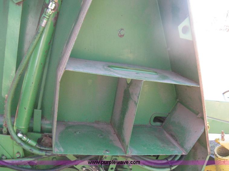 image for item H6300 John Deere 430 round baler