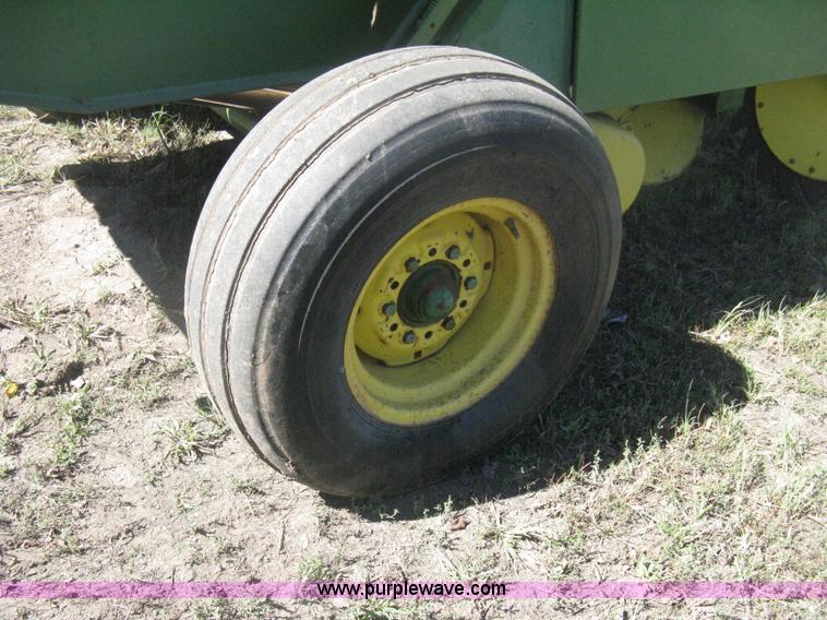 image for item H6300 John Deere 430 round baler