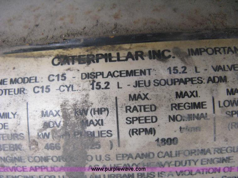 image for item H6311 2006 Kenworth T600B semi truck