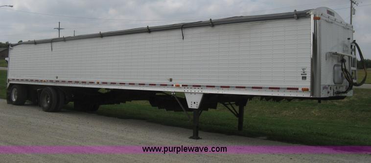 image for item H6312 2008 Wilson DWBT-600 belt trailer