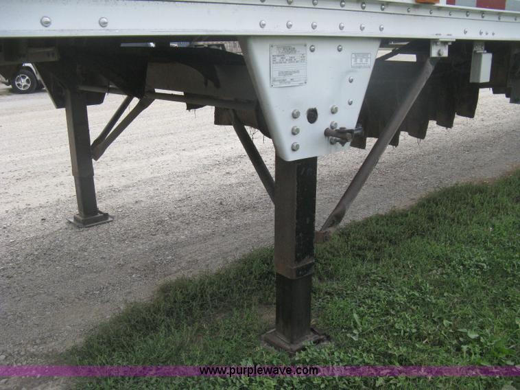 image for item H6312 2008 Wilson DWBT-600 belt trailer