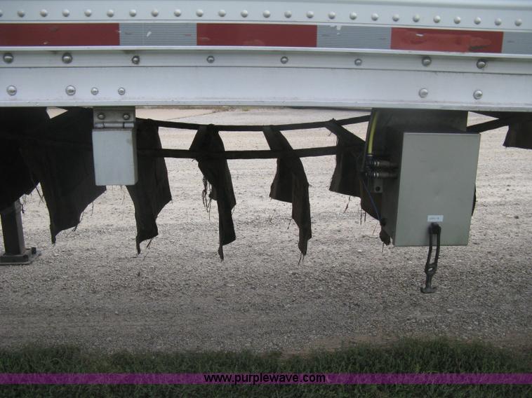 image for item H6312 2008 Wilson DWBT-600 belt trailer