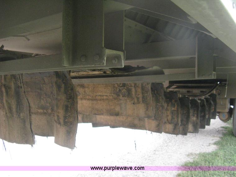 image for item H6312 2008 Wilson DWBT-600 belt trailer