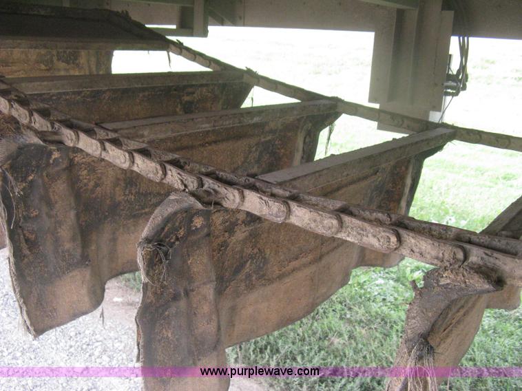 image for item H6312 2008 Wilson DWBT-600 belt trailer