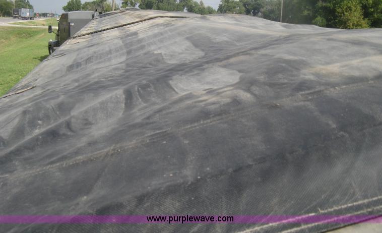 image for item H6312 2008 Wilson DWBT-600 belt trailer