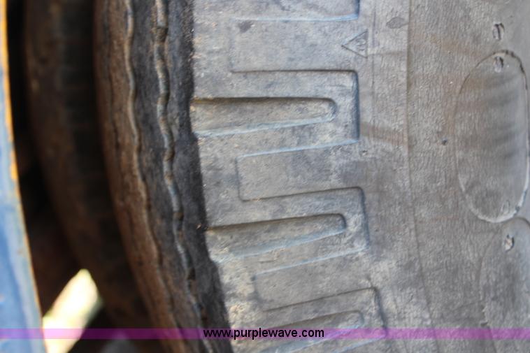 image for item H6752 1967 Ford F600 service truck