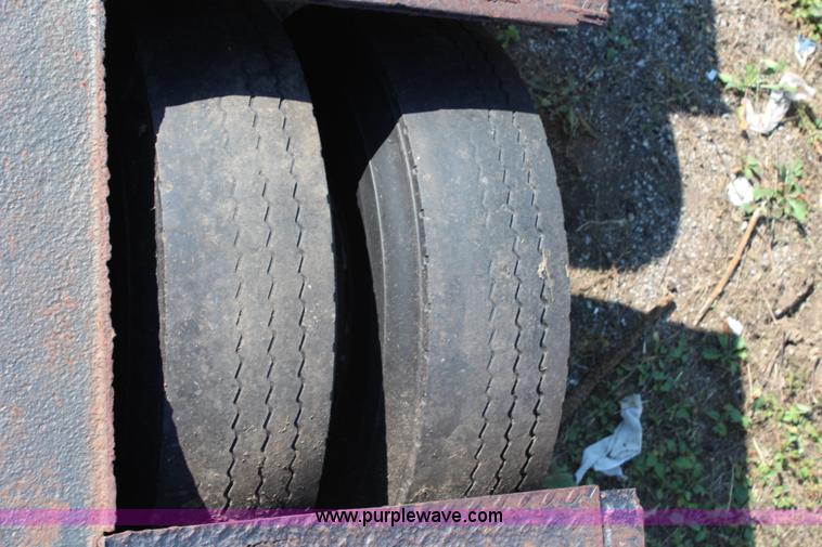 image for item H6753 1978 Hercules 35LB lowboy trailer