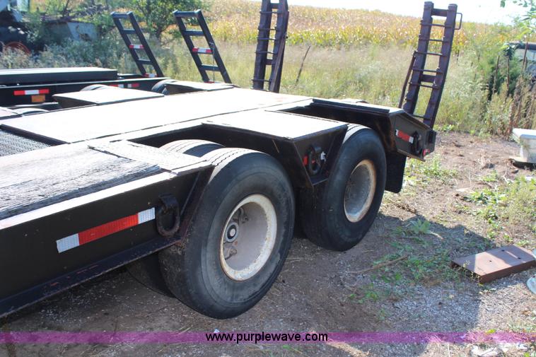 image for item H6753 1978 Hercules 35LB lowboy trailer
