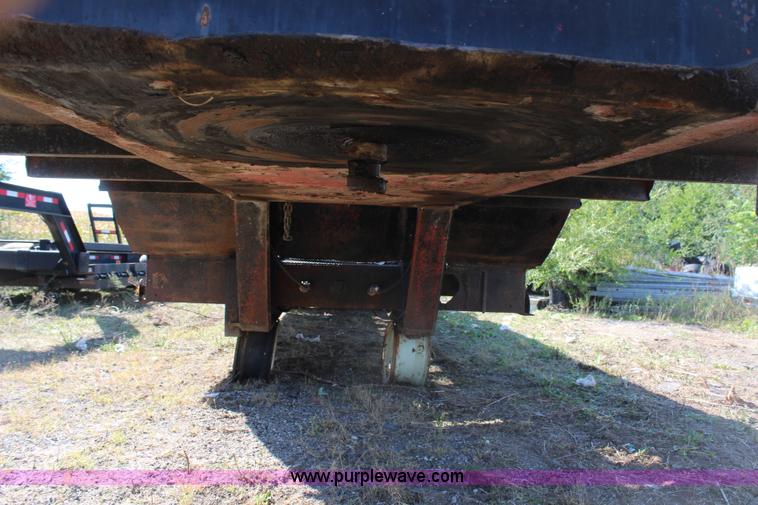image for item H6753 1978 Hercules 35LB lowboy trailer