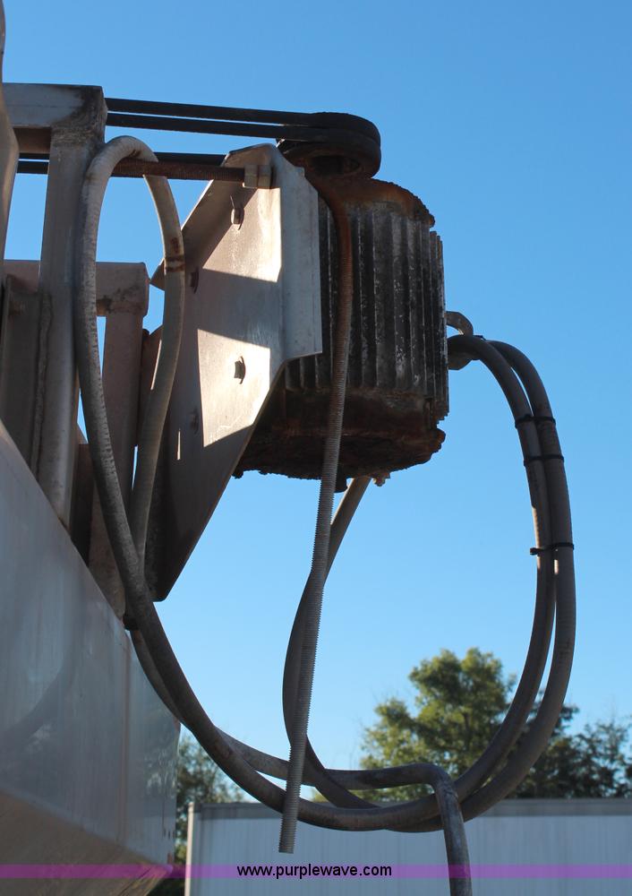 image for item H6826 Layco four ton fertilizer blender