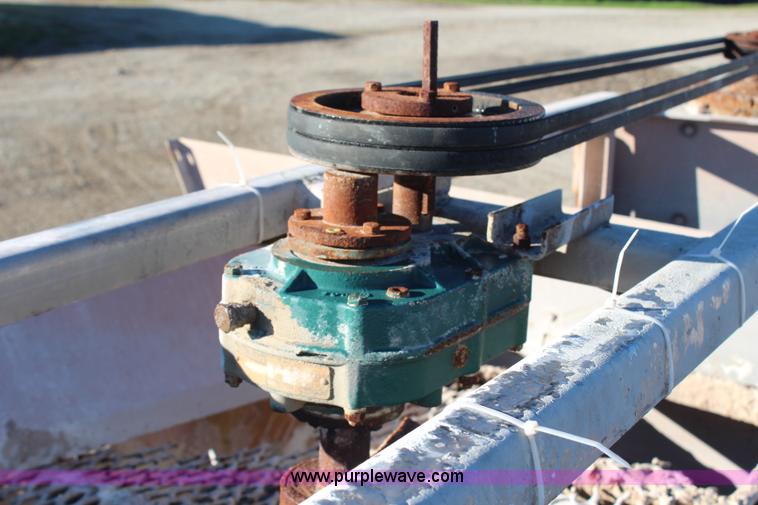 image for item H6826 Layco four ton fertilizer blender