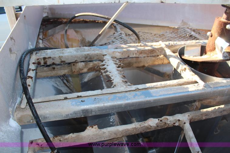 image for item H6826 Layco four ton fertilizer blender