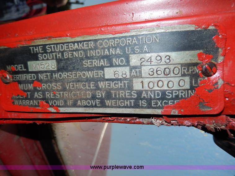 image for item H6866 1946 Studebaker M1528 pickup truck