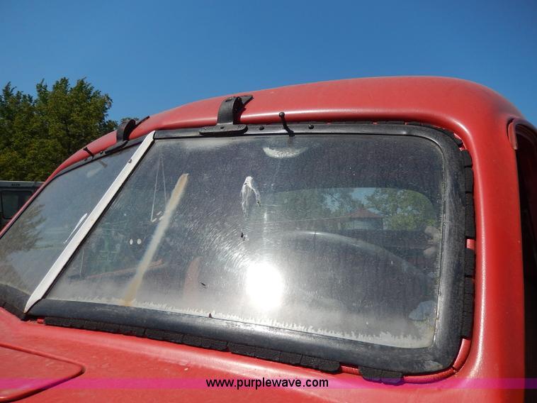 image for item H6866 1946 Studebaker M1528 pickup truck