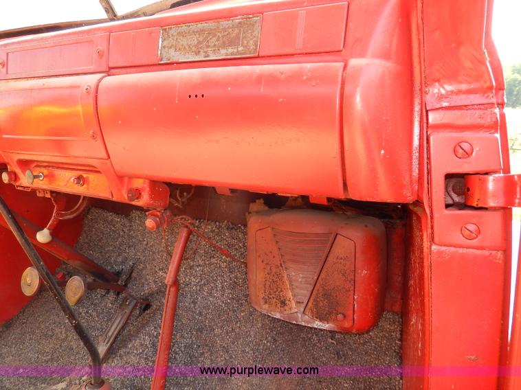 image for item H6866 1946 Studebaker M1528 pickup truck