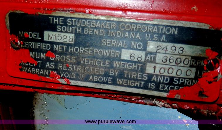 image for item H6866 1946 Studebaker M1528 pickup truck