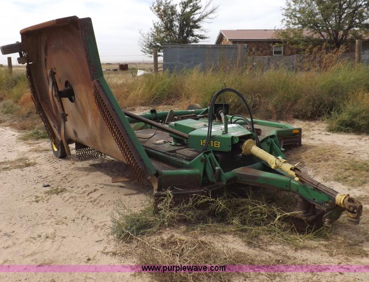 image for item I8442 John Deere 1518 15' rotary mower