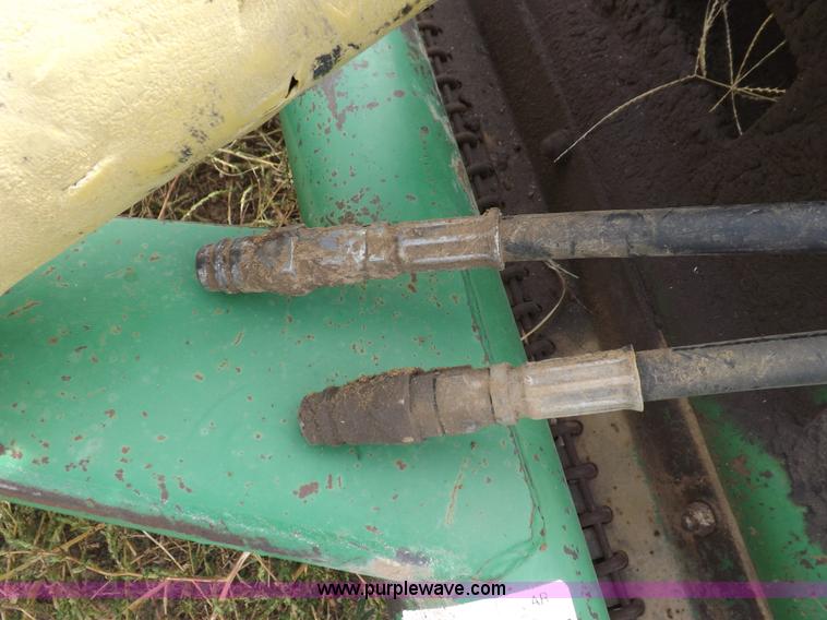 image for item I8442 John Deere 1518 15' rotary mower