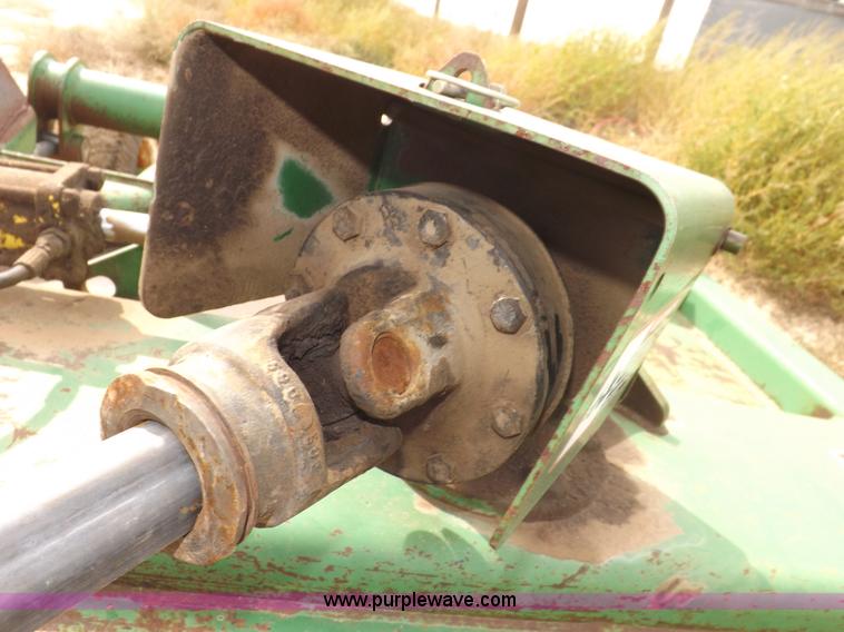 image for item I8442 John Deere 1518 15' rotary mower