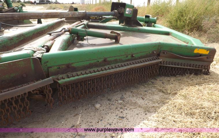 image for item I8442 John Deere 1518 15' rotary mower