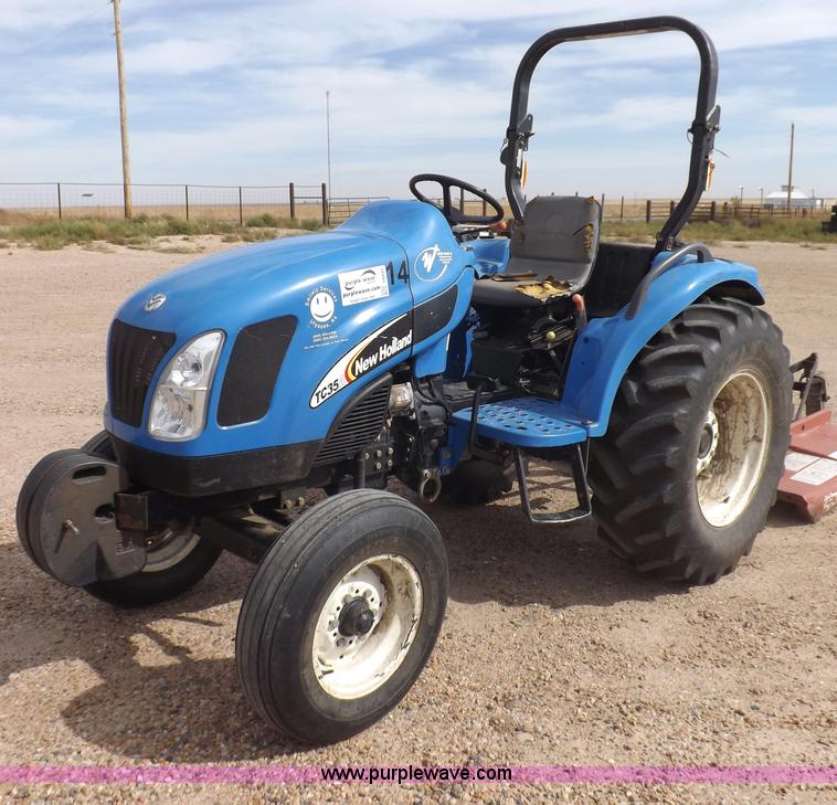 image for item I8445 New Holland TC35A tractor