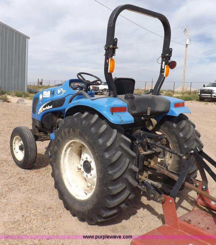image for item I8445 New Holland TC35A tractor