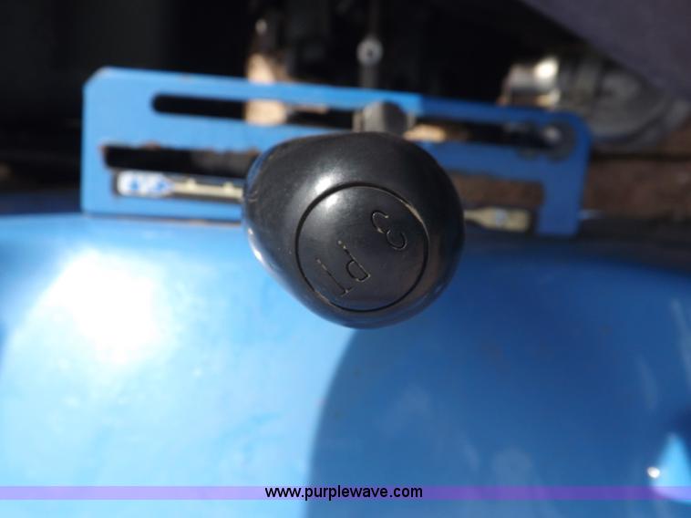 image for item I8445 New Holland TC35A tractor