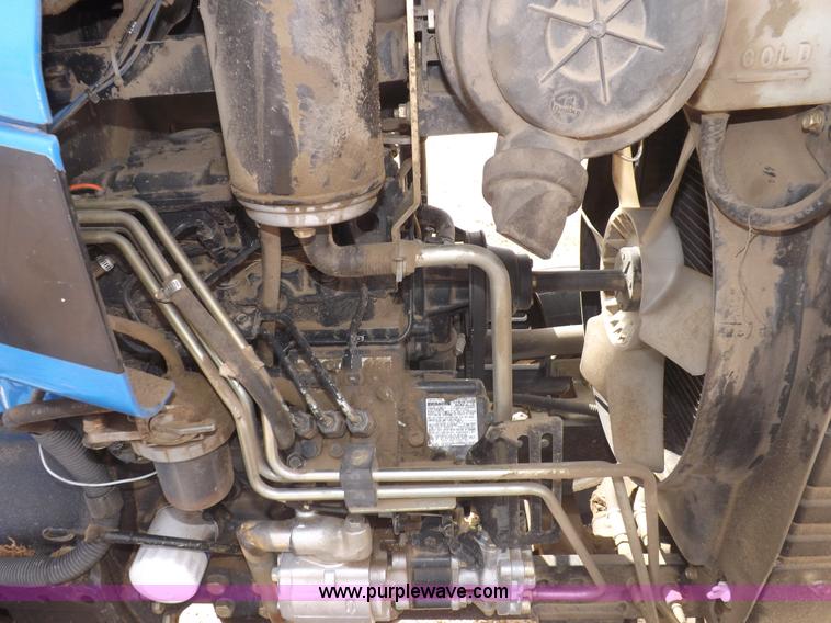 image for item I8445 New Holland TC35A tractor